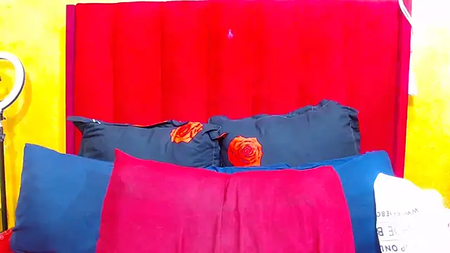 Candycrush2555's cam snapshot