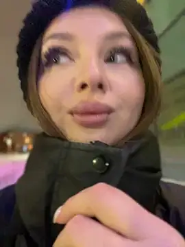 KrisMagnoly live sex cam