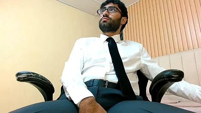 MilanZaire live sex cam