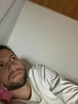 Michaell_Spinelly's cam snapshot