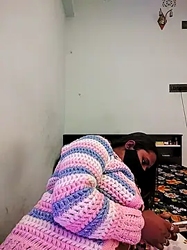 LoveLy-Soneya's cam snapshot