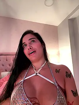 Bella__Wood live sex cam