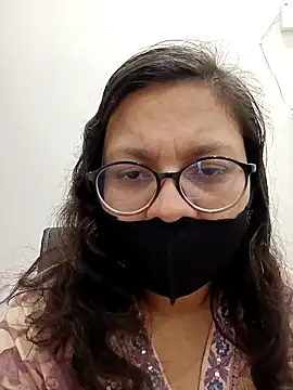 piryasharma005's cam snapshot