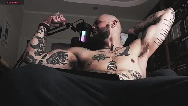 FindomJason's cam snapshot