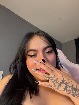 sophie_banks live sex cam