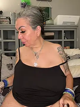 dieseldame1313 live sex cam