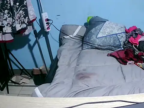 BarbieLat96 live sex cam