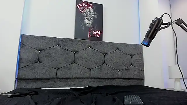 Eliot_X's cam snapshot