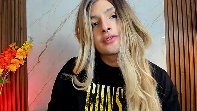 LukaCastillo live sex cam