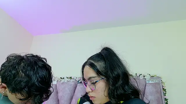 iris_and_damian live sex cam