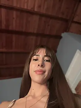 lauravasquez live sex cam