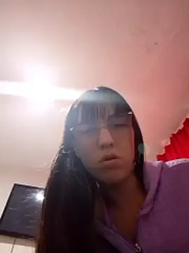 CoralSmit live sex cam