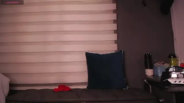 dirty_27cms's cam snapshot