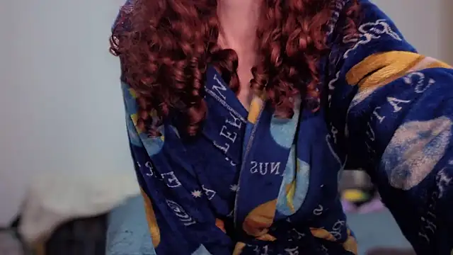 ENGLISHEMILY_69's cam snapshot