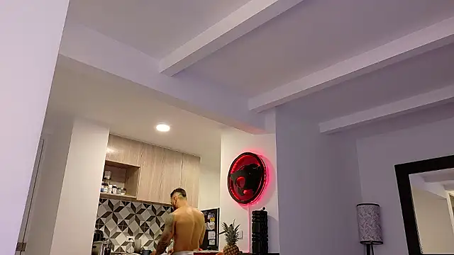 tony_muscle live sex cam