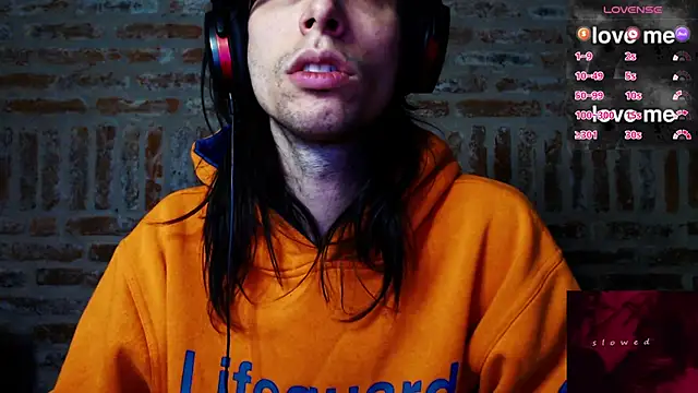 CaramelToy's cam snapshot