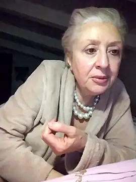 divinaerotica's cam snapshot