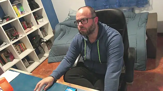 ravingr4d4's cam snapshot