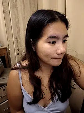 Kissy07 live sex cam