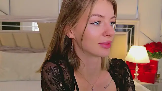 MeganMour live sex cam