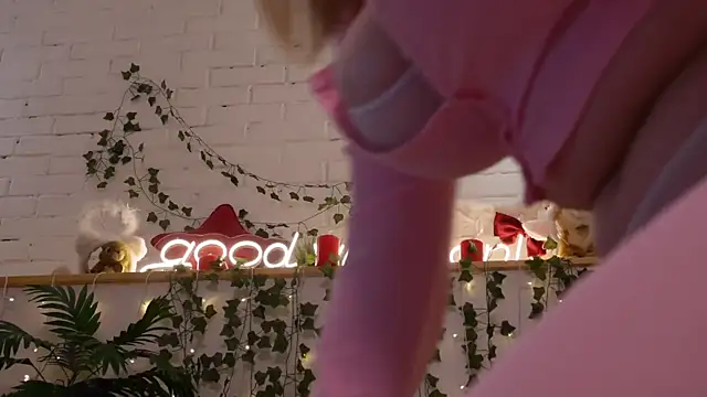 MonicaAsis live sex cam