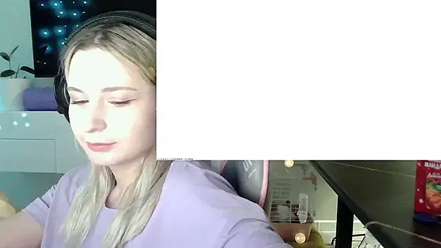 VladaLevine's cam snapshot