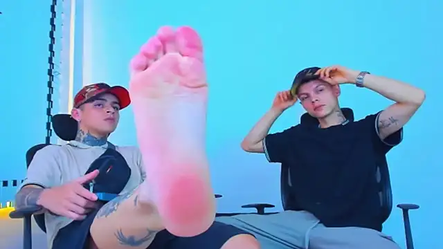 Thomas-Wil live sex cam