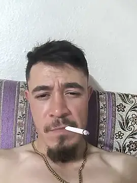 Paploesco026's cam snapshot