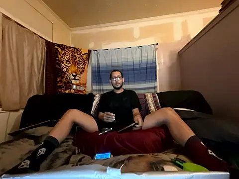 ThrowedWorldWide's cam snapshot