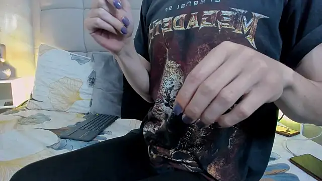 Hecatee_77 live sex cam