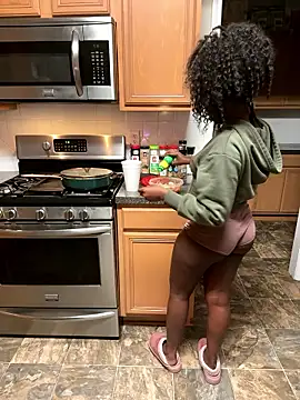 choclatepeaach live sex cam