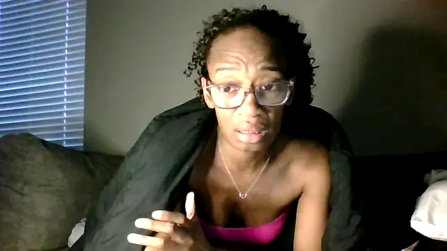 sweetsexiecool7's cam snapshot