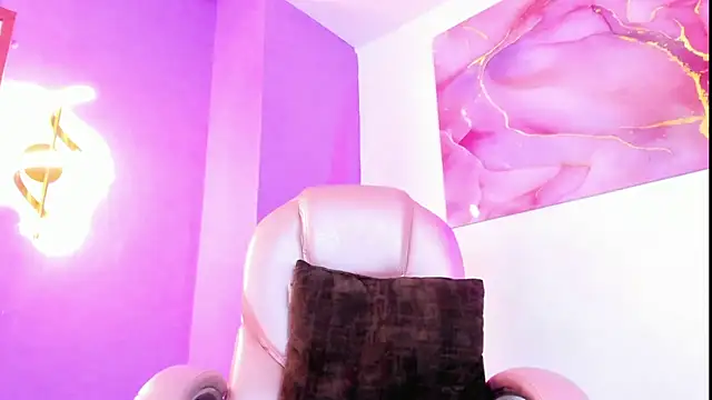 ALICASTILLOVIP live sex cam