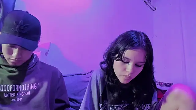 Laura_and_Kevin live sex cam