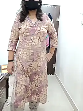 piryasharma005's cam snapshot