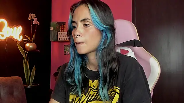 azula_lillet's cam snapshot