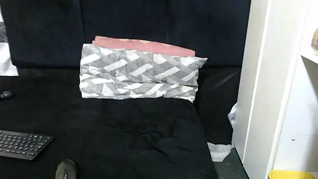 SweetHotBabby18 live sex cam