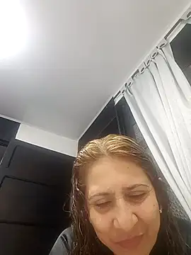 Matureyulyet live sex cam