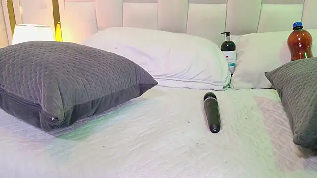 paulina_cano's cam snapshot