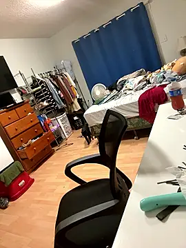 Hotslut187's cam snapshot