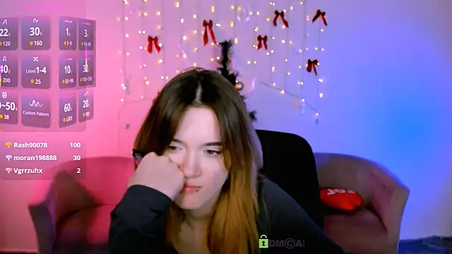 liana_kisses live sex cam