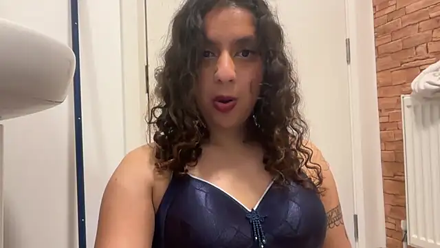 fayfay21@xh's cam snapshot