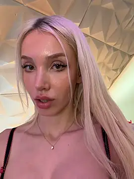 Lana-Grey live sex cam