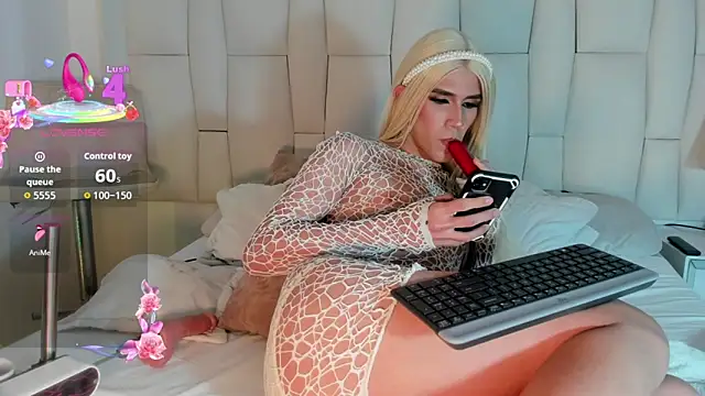 Regiina_Doll live sex cam