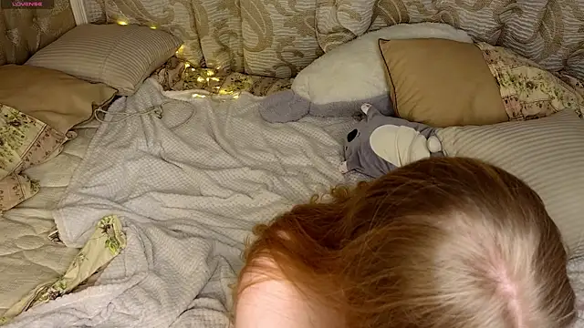 Emma_Frosty's cam snapshot