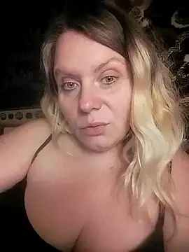 Lana-murr live sex cam