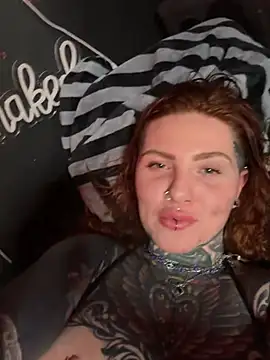 AlexandraWildd's cam snapshot