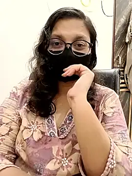 piryasharma005's cam snapshot