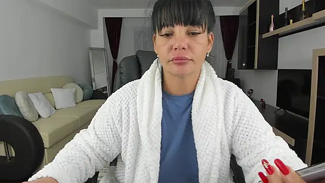 Ella_sweety00's cam snapshot