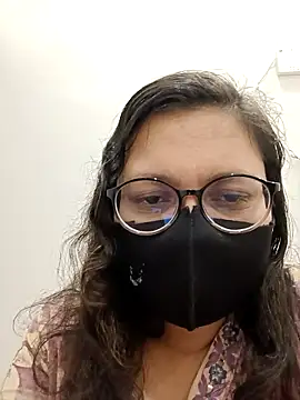 piryasharma005's cam snapshot